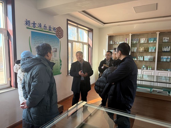 華潤集團(tuán)外部董事赴額鹽公司調(diào)研      深化自有品牌基地建設(shè)合作