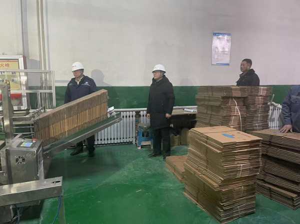 開展節(jié)前安全檢查  筑牢節(jié)日安全防線